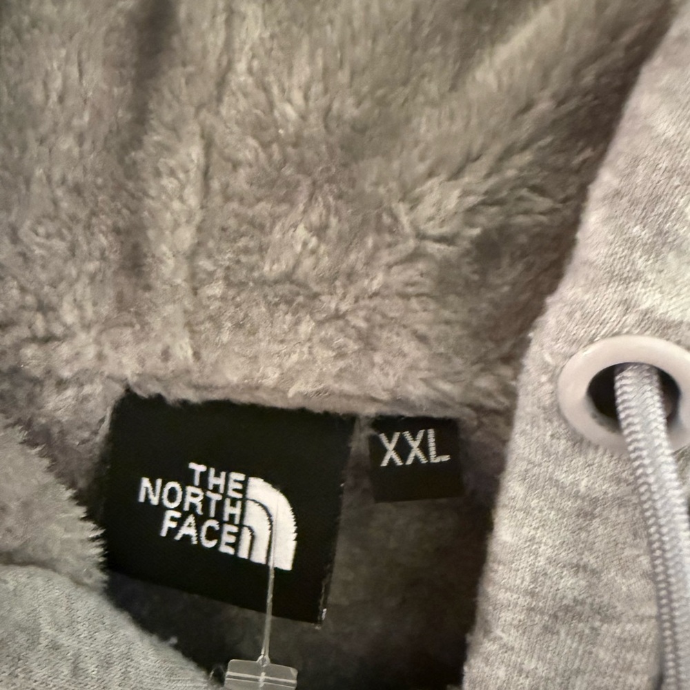 The North Face Men’s Light Gray Quilted & Fleece Hooded Bomber Jacket